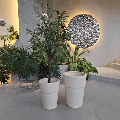 Προσαρμοσμένη γλάστρα από ίνες τσιμέντου με χειροποίητη επιφάνεια Η απόλυτη λύση εμφάνισης φυτού