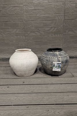 Στρογγυλό Ενισχυμένο Κεραμικό Φυτέμπορο Ανθεκτικό και Λειτουργικό για τις ανάγκες του κήπου σας